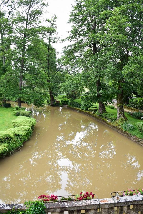 Moulin De Ladausse Bed & Breakfast Monflanquin Dış mekan fotoğraf